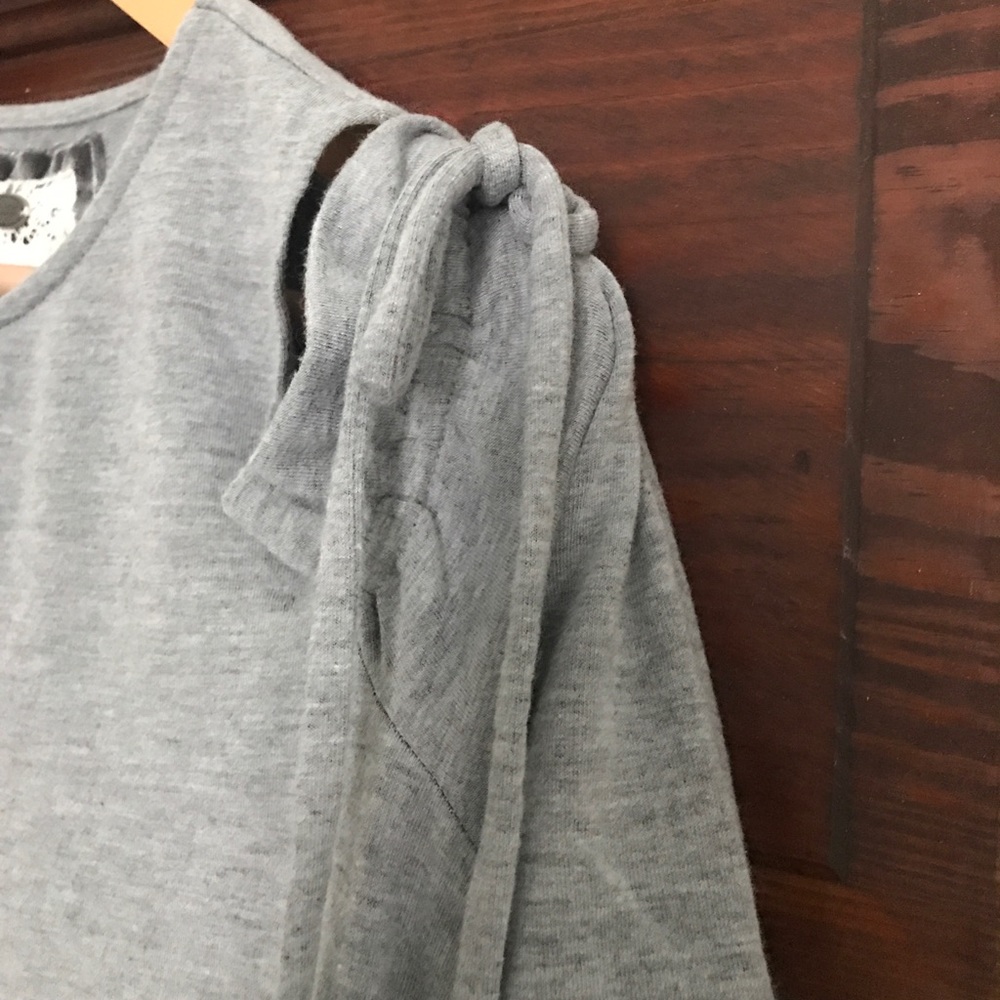 Cold shoulder knit top